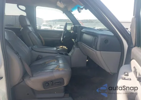 2001 Chevrolet Suburban 1500 Lt из США, поврежденный, VIN 3GNEC16TX1G180662